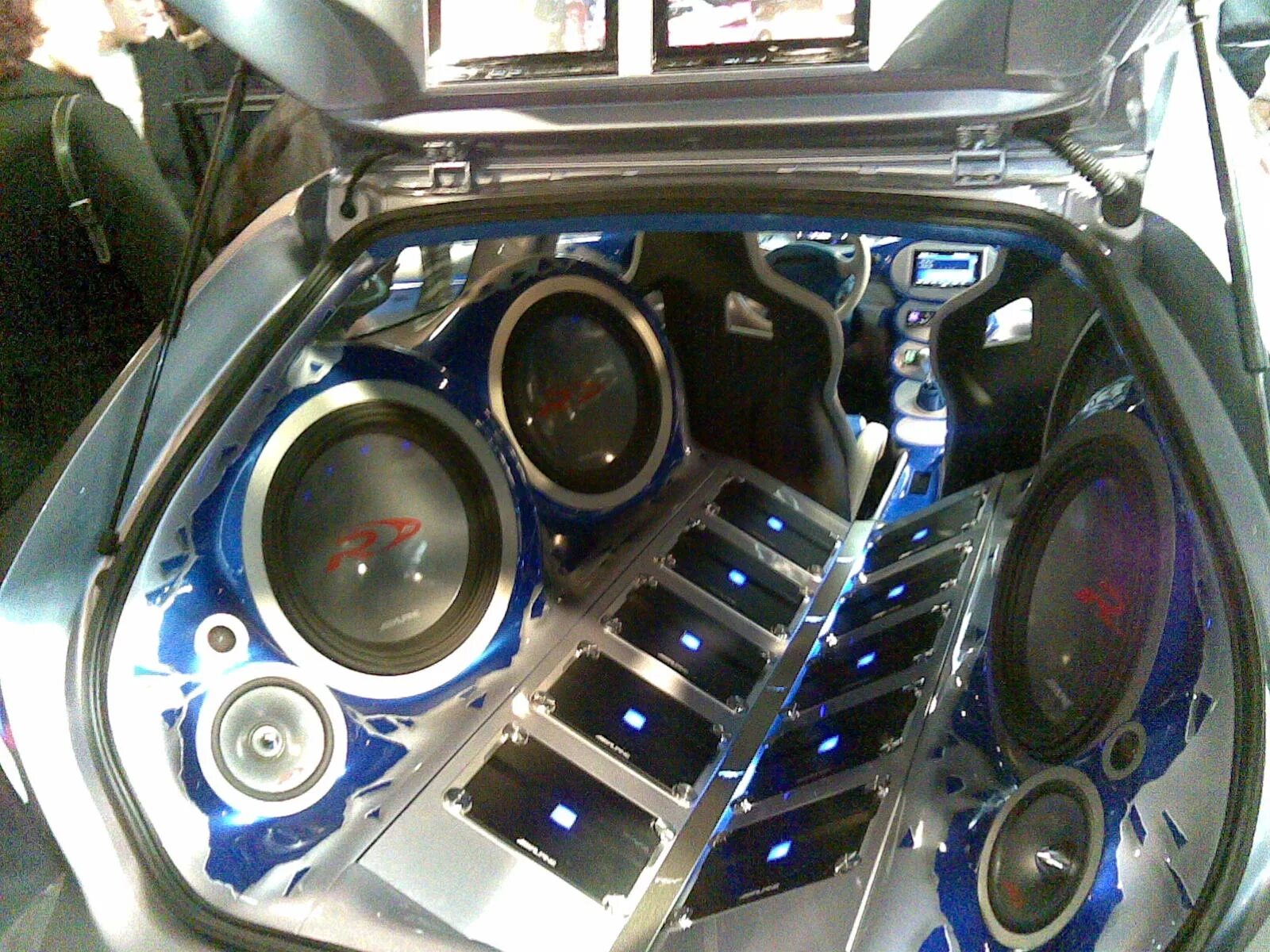 бюджетная акустика в авто. бюджетная акустика в авто. бюджетная акустика в авто. 3 компонентная акустика bmw. маленькие динамики в машину.