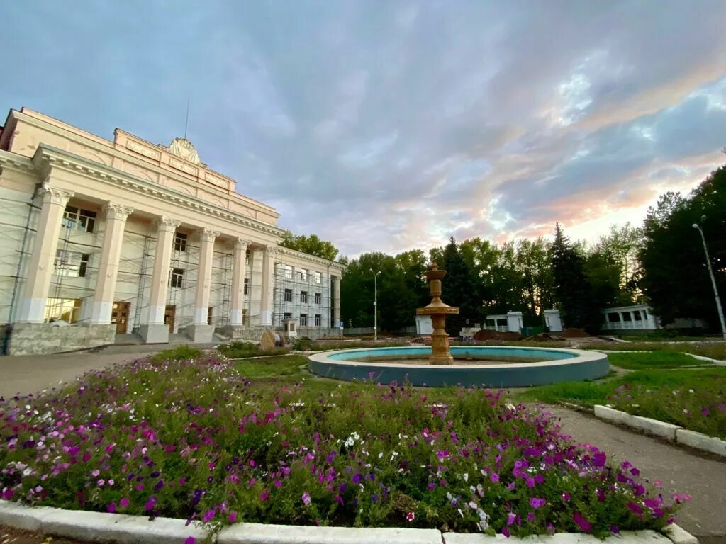 Город Октябрьский Башкортостан училище. Музыкальный колледж Октябрьский Башкортостан. Город Октябрьский Республика Башкортостан музыкальное училище. Октябрьский музыкальный колледж 2022. Вода г октябрьский