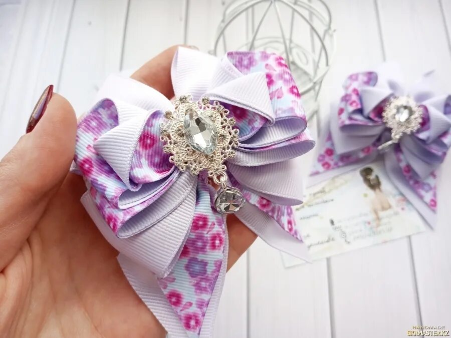 Яркие весенние бантики. Заколка детская с бантиком. Впр банты. Впр банты. Бантики.