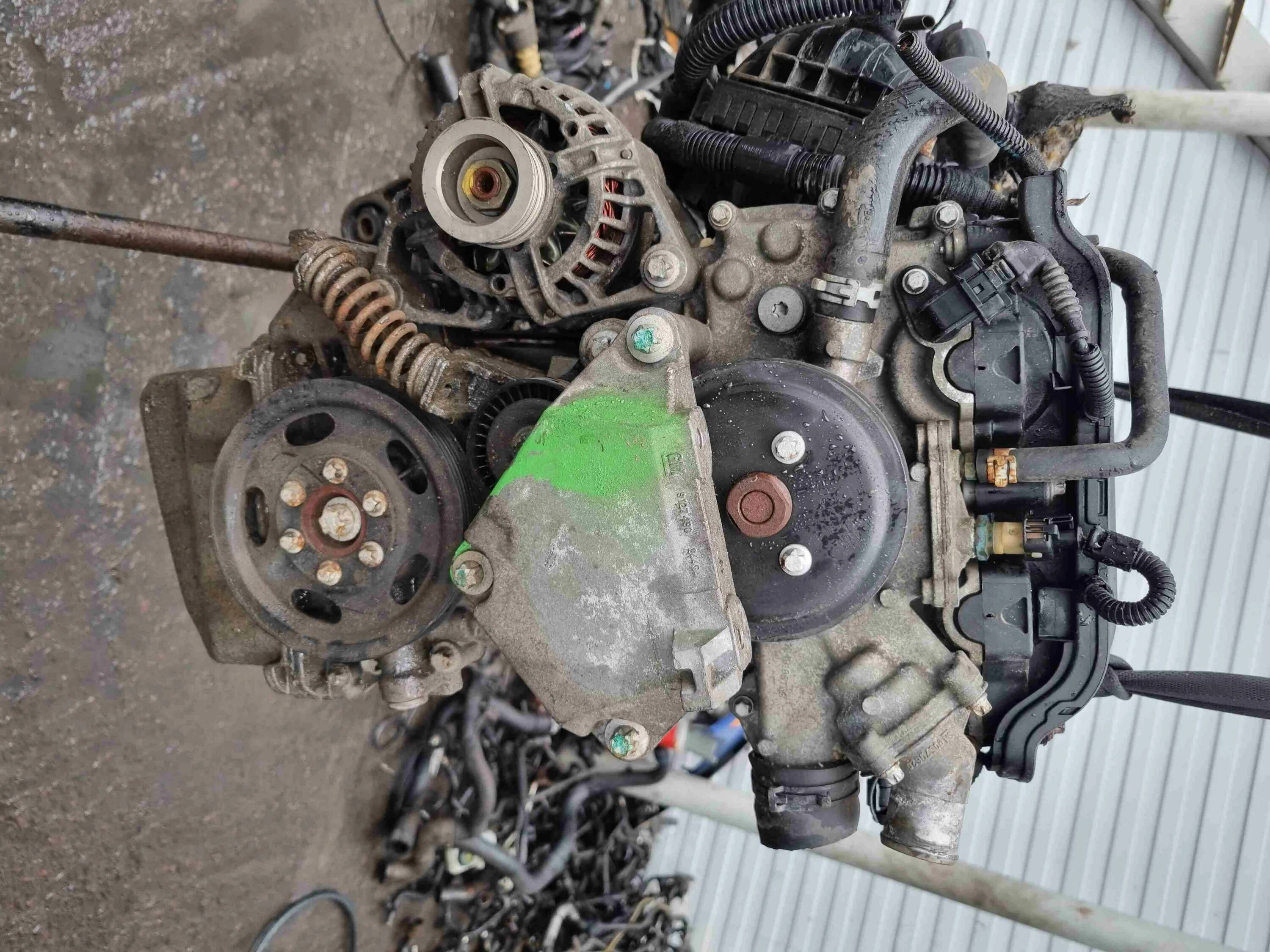 Шестерня (z-12) 108. Z 12. W203 двигатель om646. A6420106107. Звездочка мтз z-18.