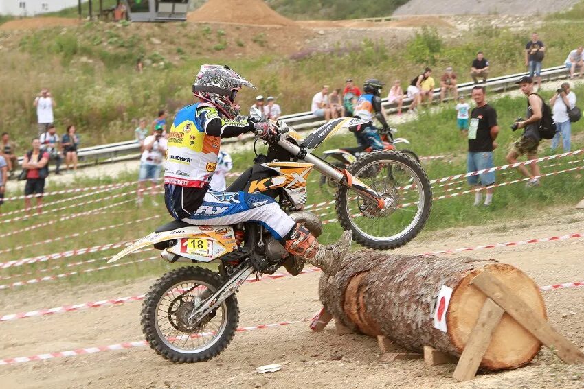 Эндуро трассы. Cross Enduro трасса. Хард эндуро трасса. Эндуро препятствия. Эндуро бревно.