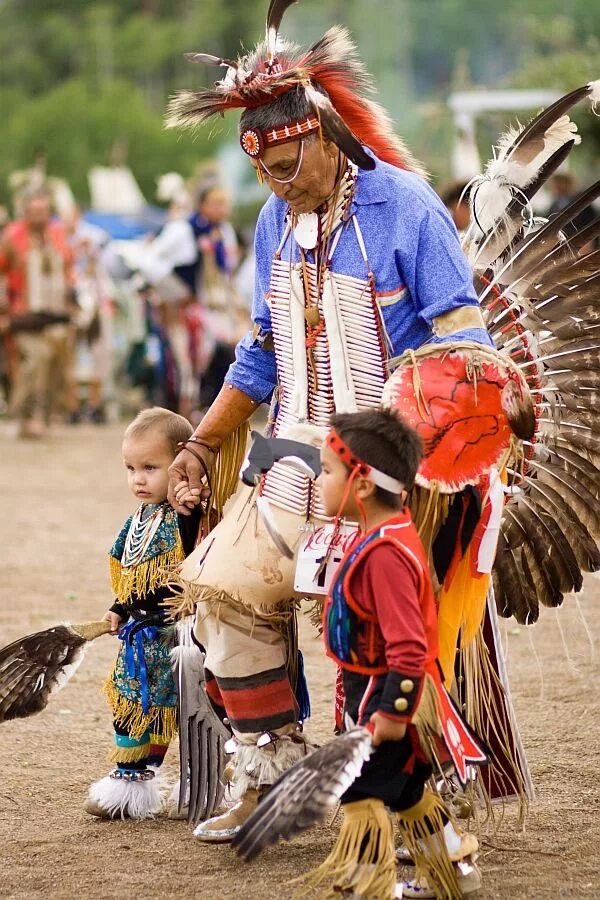 Native only. Монтана индейцы. Чероки племя индейцев. Индейцы в Монтане. Племенные индейцы.