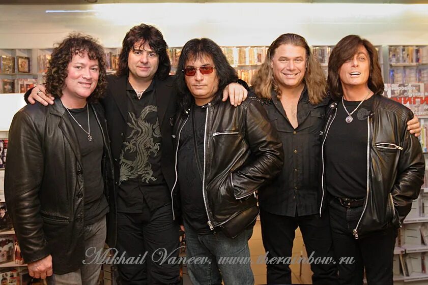 Over groups. Группа игра. Trio band. Over groups. Over groups.