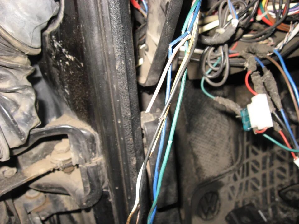 Подключение центрального замка пассат б3 Установка комплекта AIRBAG на PASSAT 35i Volkswagen Passat B3, 1,8 л, 1989 год