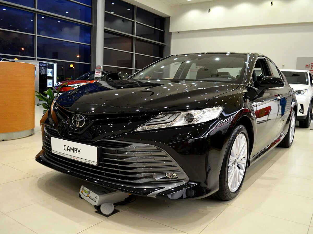 тойота центр отрадное. Toyota camry 2021 красная. автосалон тойота. Toyota h-cr 2020. Toyota prius 50.