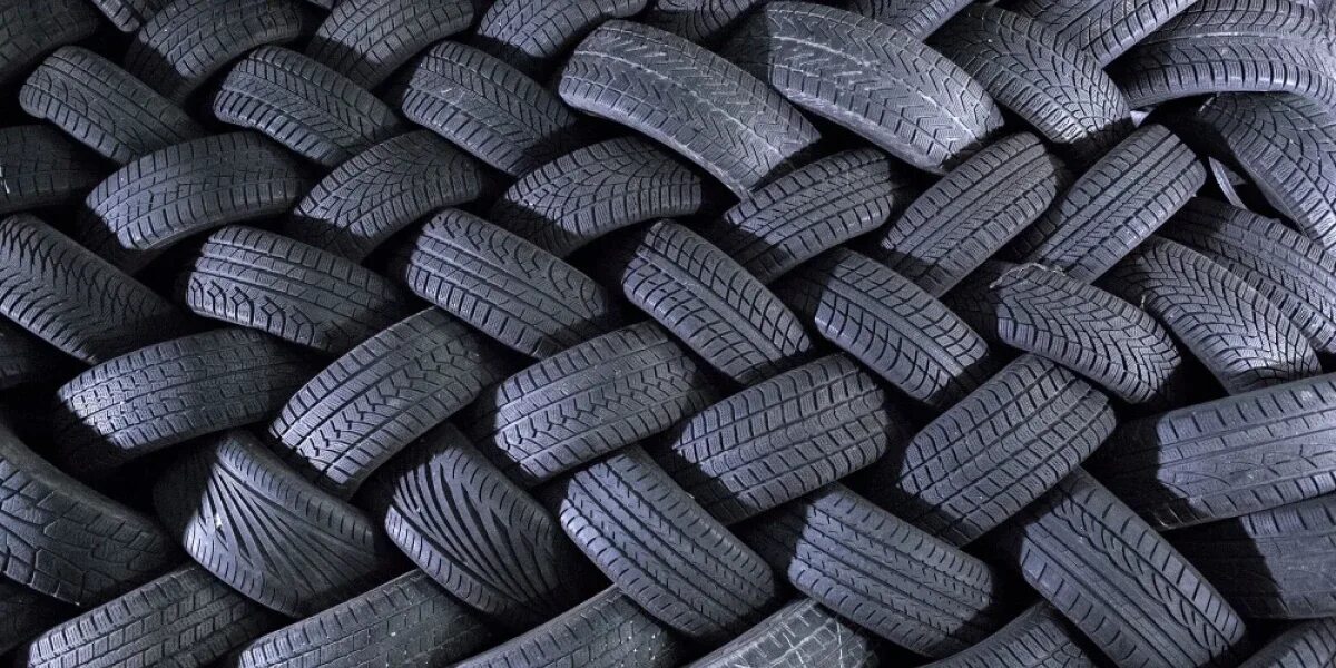 Покрышки грузовые 22. Автошины б/у. Покрышка бу. Шины бу р. Резина.