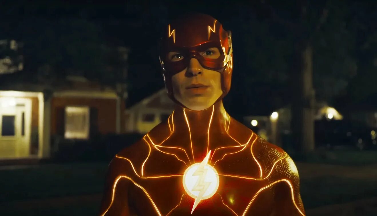 Флеш бэтмен красная смерть сериал. Уолли персонаж. Флэш фильм 2021. May flash. Эзра миллер флэш.