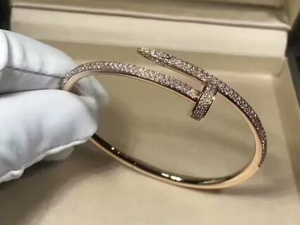 Браслет в виде гвоздя cartier