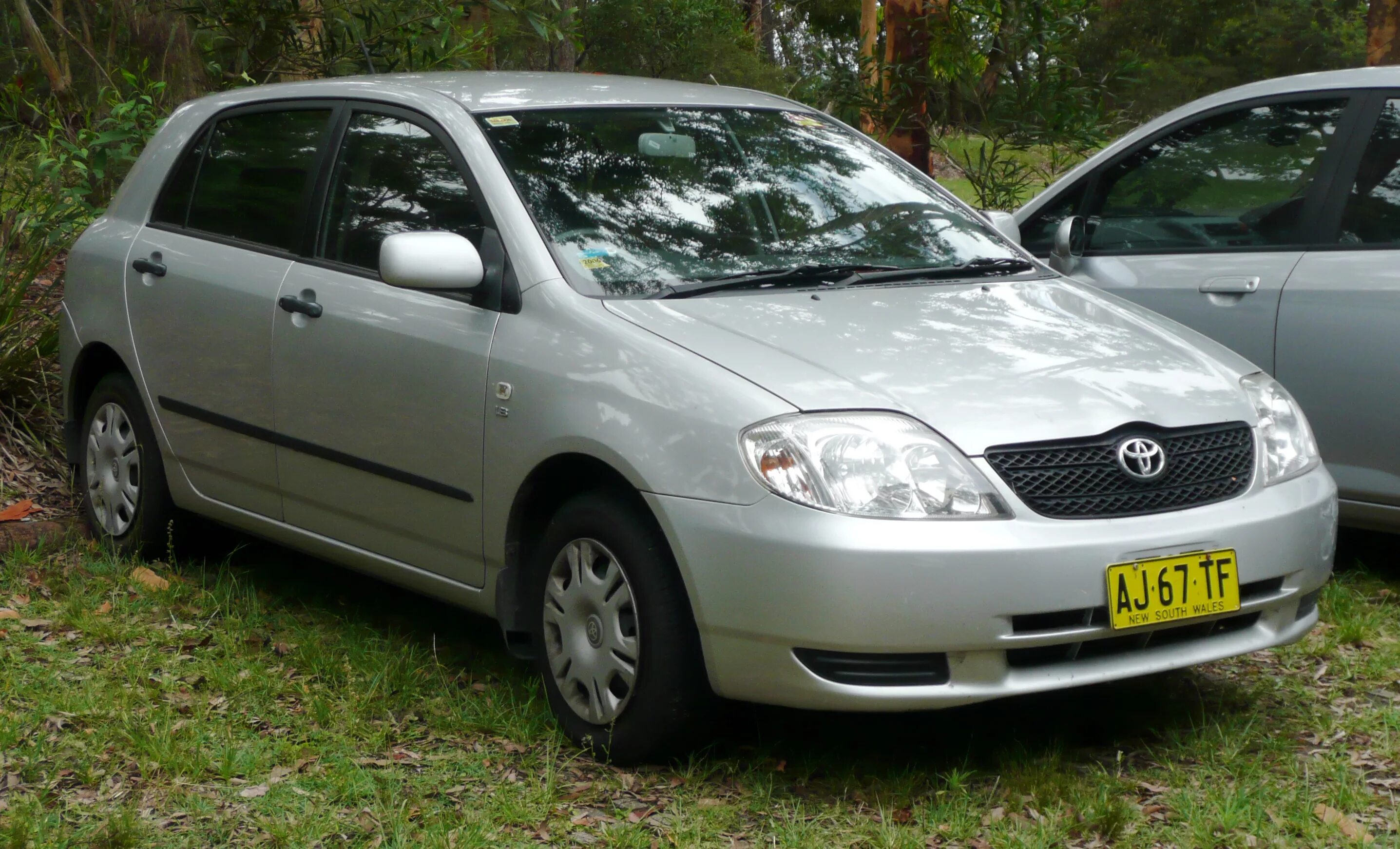 Toyota corolla 2002 года. Toyota corolla 2002. тойота королла хэтчбек 2002. тайота карола 2002 хечбек. тойота королла 2002 года хэтчбек.
