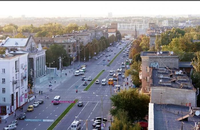 Запорожье центр города. Запорожье центр города. Запорожье город. Запорожье город. Рабочий запорожье.