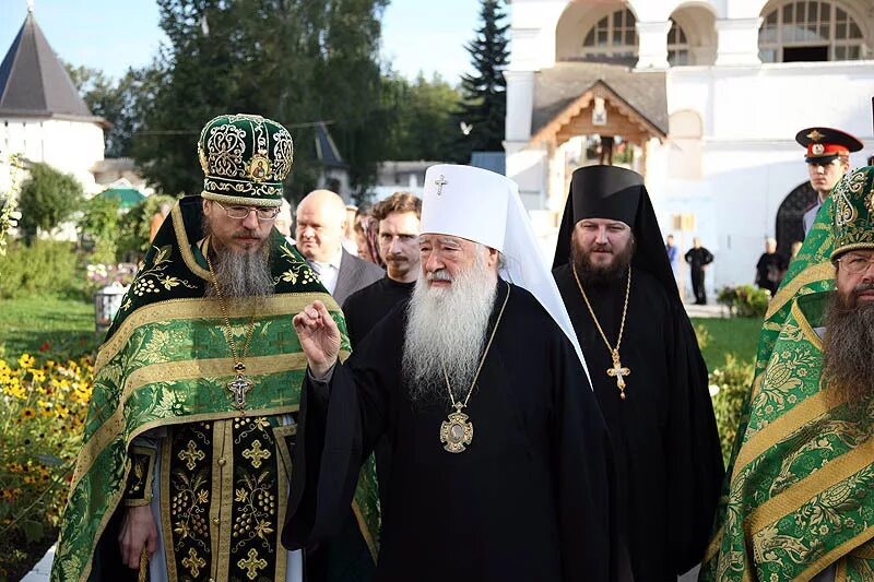 игумен феодосий чинадель саввино-сторожевский монастырь. отец андрей саввино сторожевский монастырь. архимандрит саввино сторожевского монастыря. игумены саввино сторожевского монастыря. игумен феодосий саввино-сторожевский монастырь.