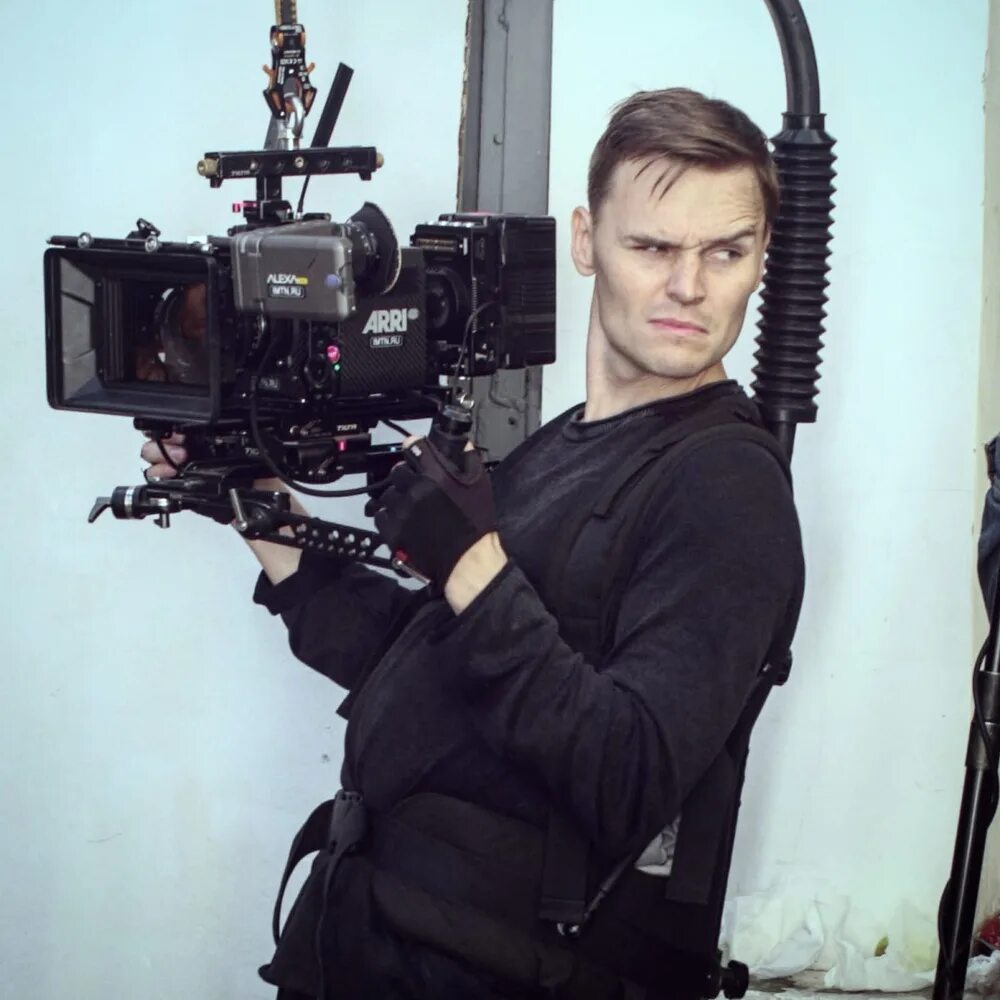 Дмитрий плюснин. Дмитрий чернецов оператор. Оператор александр дмитрий. Съемки весной. Оператор товарный транснефть.