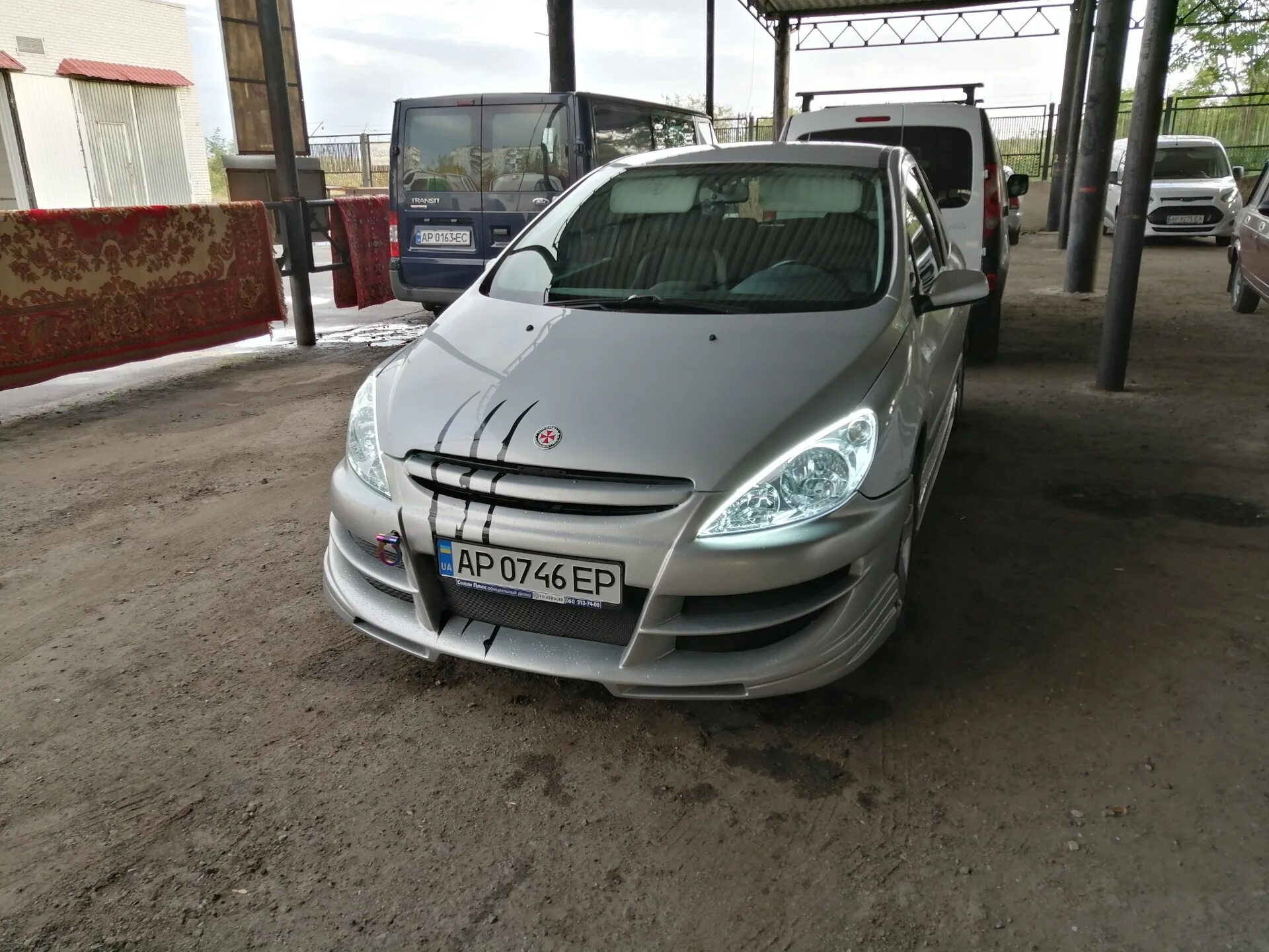 Дхо пежо. Ходовые лампы Пежо 307. Ходовые огни Peugeot 307. ДХО Пежо 307. ДХО Пежо 307 Рестайлинг.