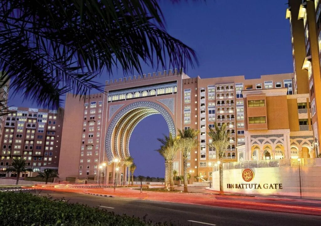 Movenpick ibn battuta gate hotel) 5*. Оакс ибн баттута дубай отель. Oaks hotel ibn battuta gate 5*. Oaks ibn battuta gate dubai (ex. Ibn battuta gate dubai.