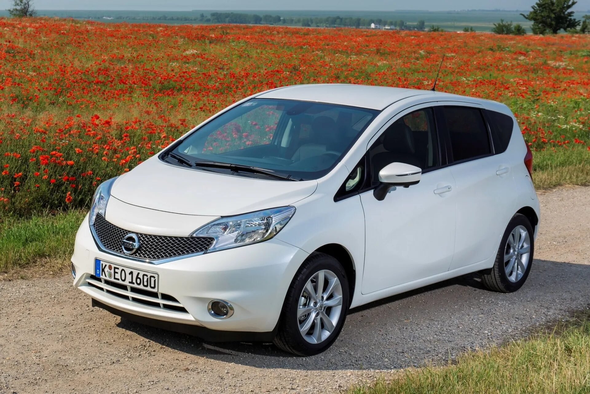 Ниссан ноут е12. Nissan Note e12. Nissan Note e12 2013. Nissan Note 2014.