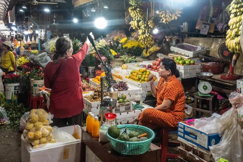 Аптека в мадриде. Лей маркет. Лей маркет. Лей маркет. Cambodia sihanoukville market.