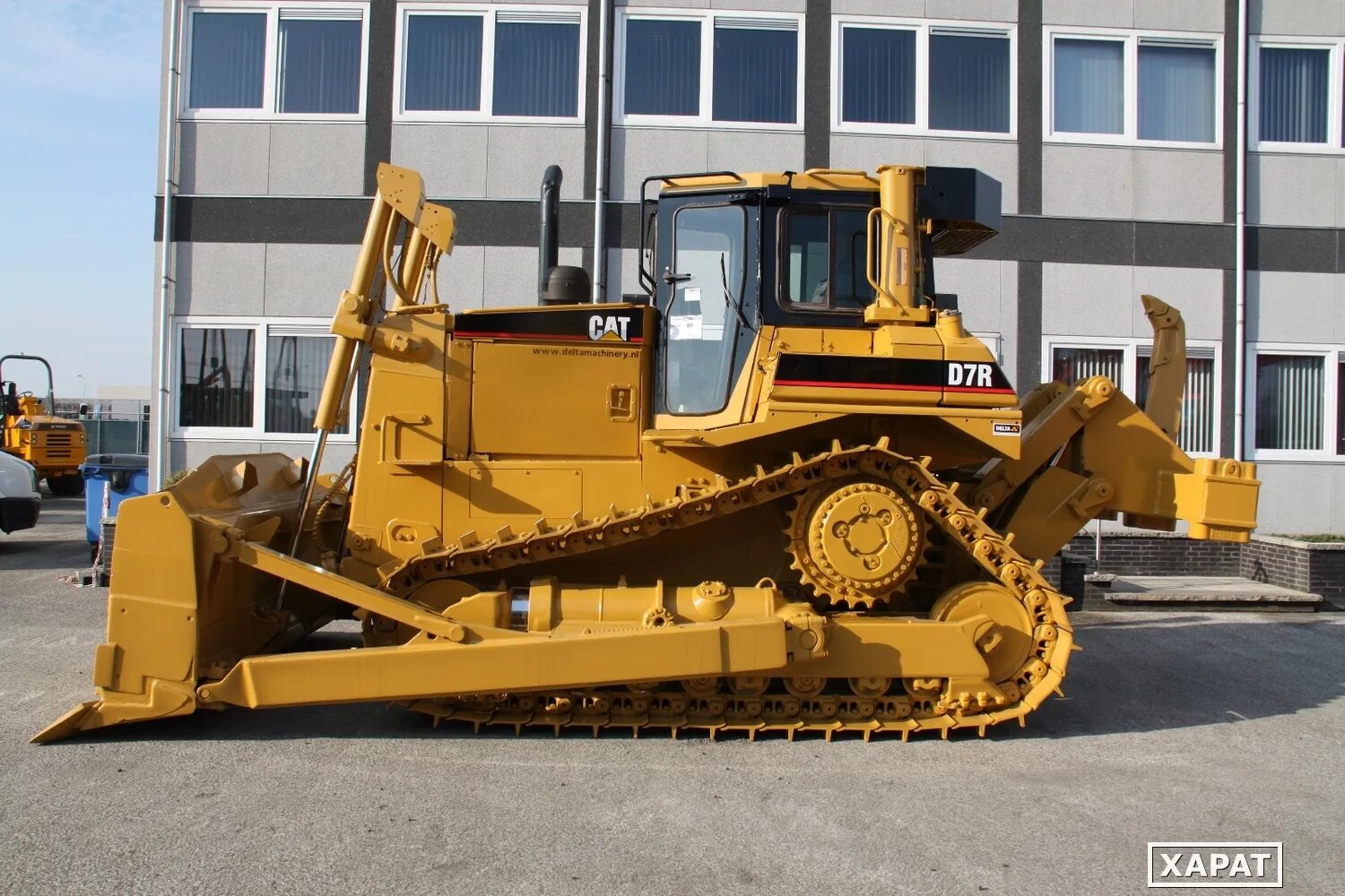 Бульдозер чтз б10м. Shantui brand bulldozer sd22. Бульдозер shantui sd17. Марки бульдозеров. Бульдозер шантуй sd16.