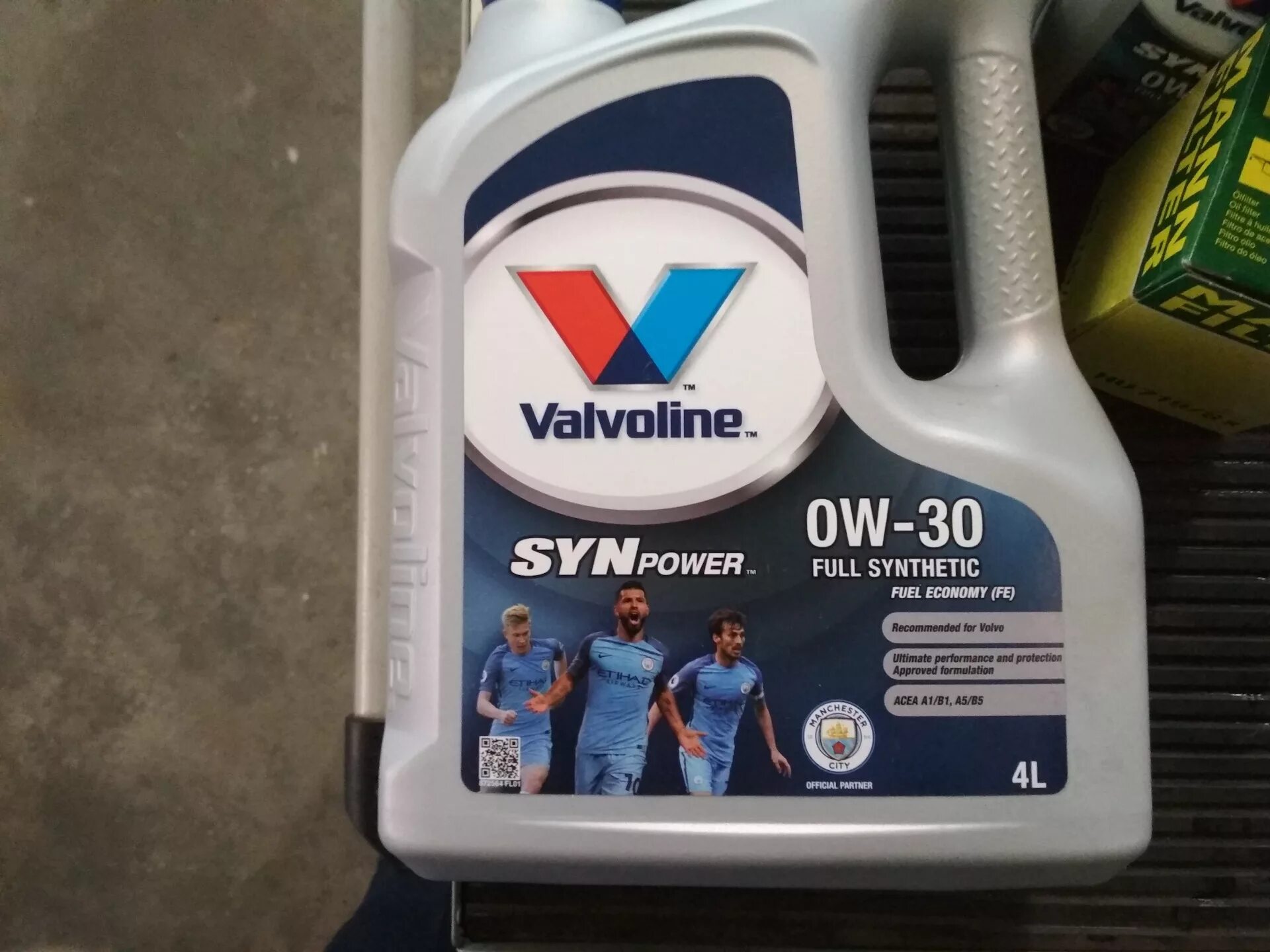 Масло 0w30 a5 b5. Valvoline 0w30 a5/b5. Valvoline 5w30 a5/b5. Valvoline SYNPOWER Fe 0w-30. Valvoline 0-30 a5b5.