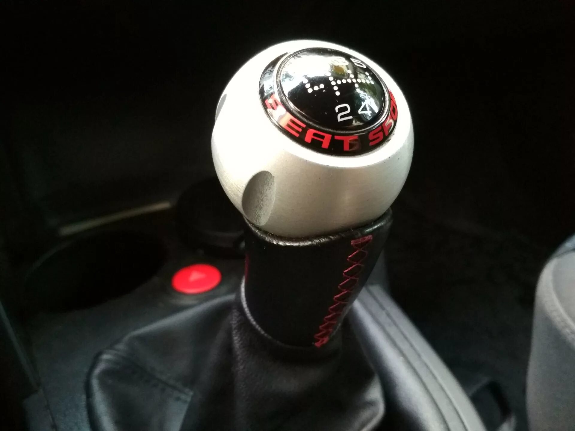 Ручка кпп сеат sport. Ручка рычага кпп с электропереключателем. Ручка коробки передач. Ручка переключения передач t19. Необычная ручка кпп.