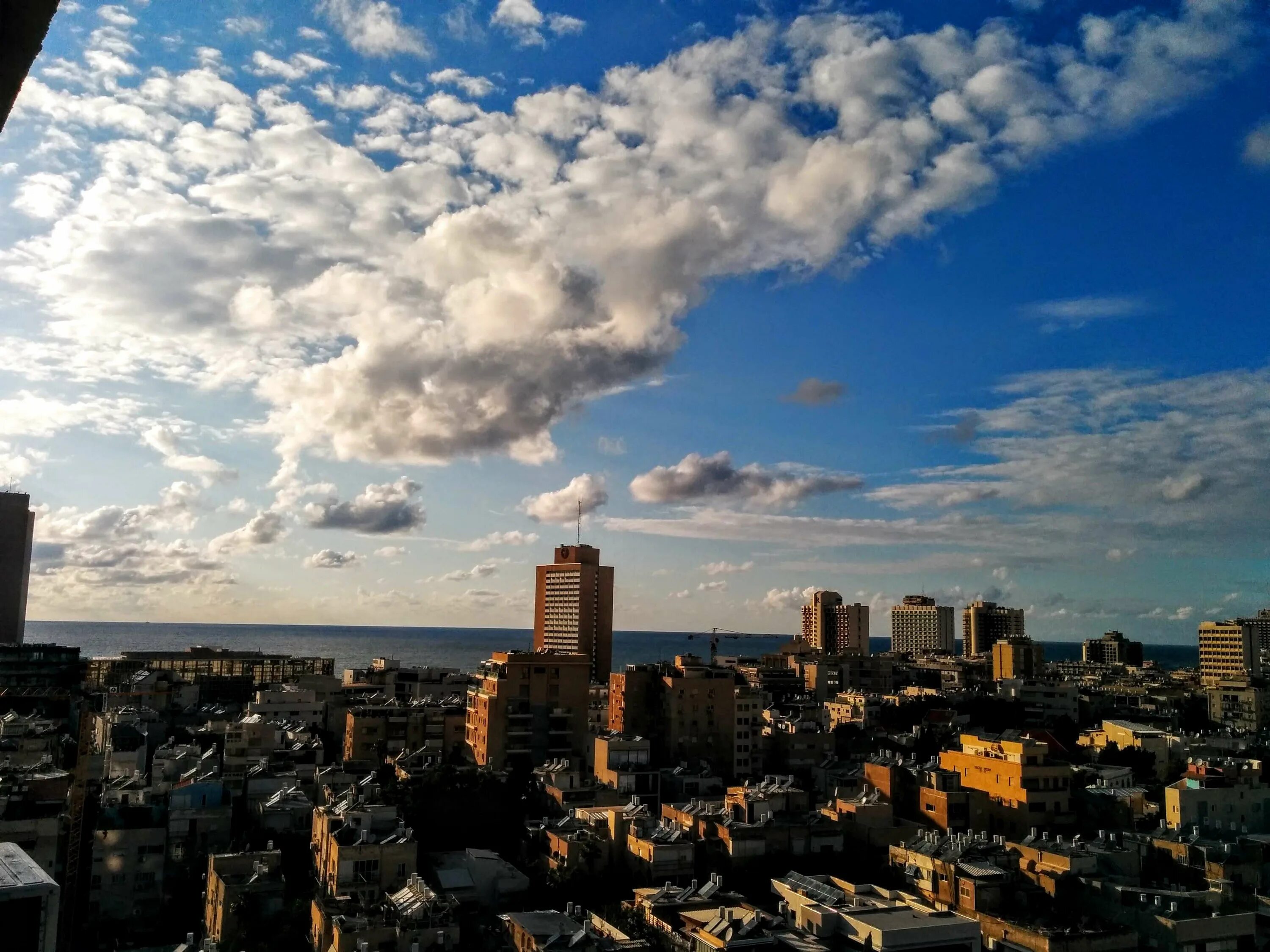 Италон скайлайн клауд 60 60. Керамогранит italon auris. Скайлайн клауд. Плитка italon auris графит. Скайлайн клауд.