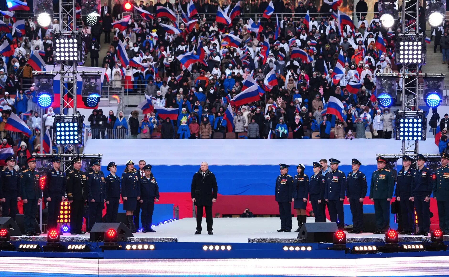 Президентские в феврале. Концерт в Лужниках 22 февраля 2023. Выступление Путина в Лужниках.