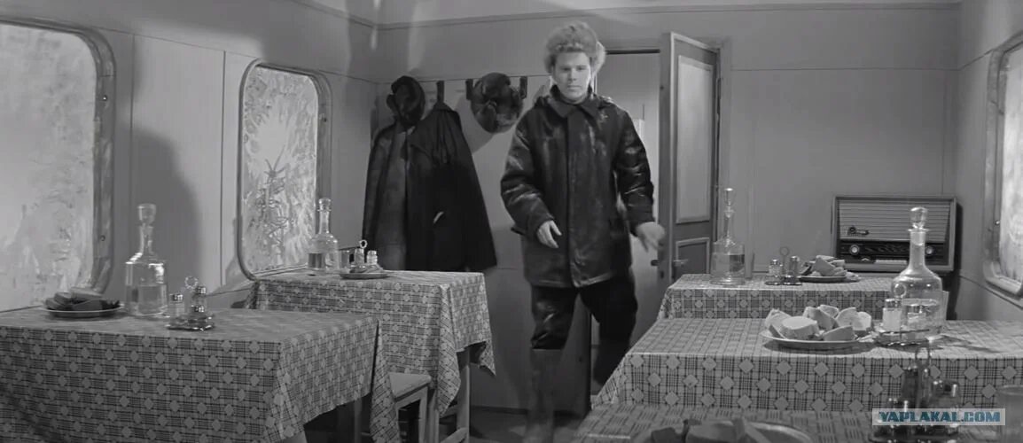 Михаил кокшенов роль в фильме девчата. Кокшенов в девчатах. Михаил кокшенов в молодости. Девчата фильм 1961 кокшенов. Девчата фильм 1961 михаил кокшенов.