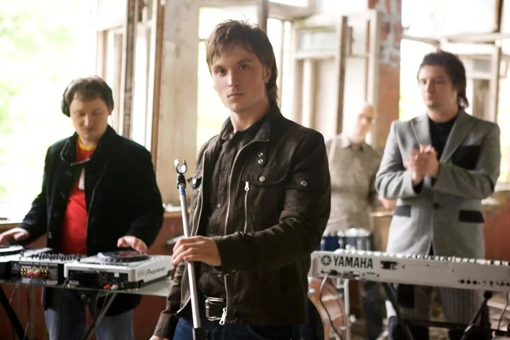 Андрей борисов группа улица. Группа улицы. Группа улицы фото. Андрей борисов стас борисов. Гр улица.