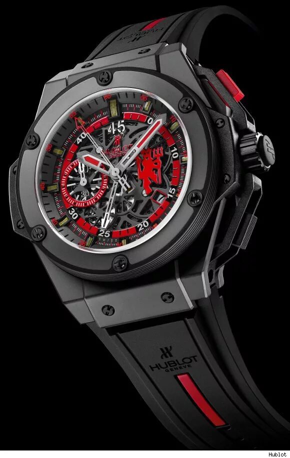 Tag heuer carrera manchester united special edition. S. хублот манчестер юнайтед часы. T. Hublot geneve red devil.