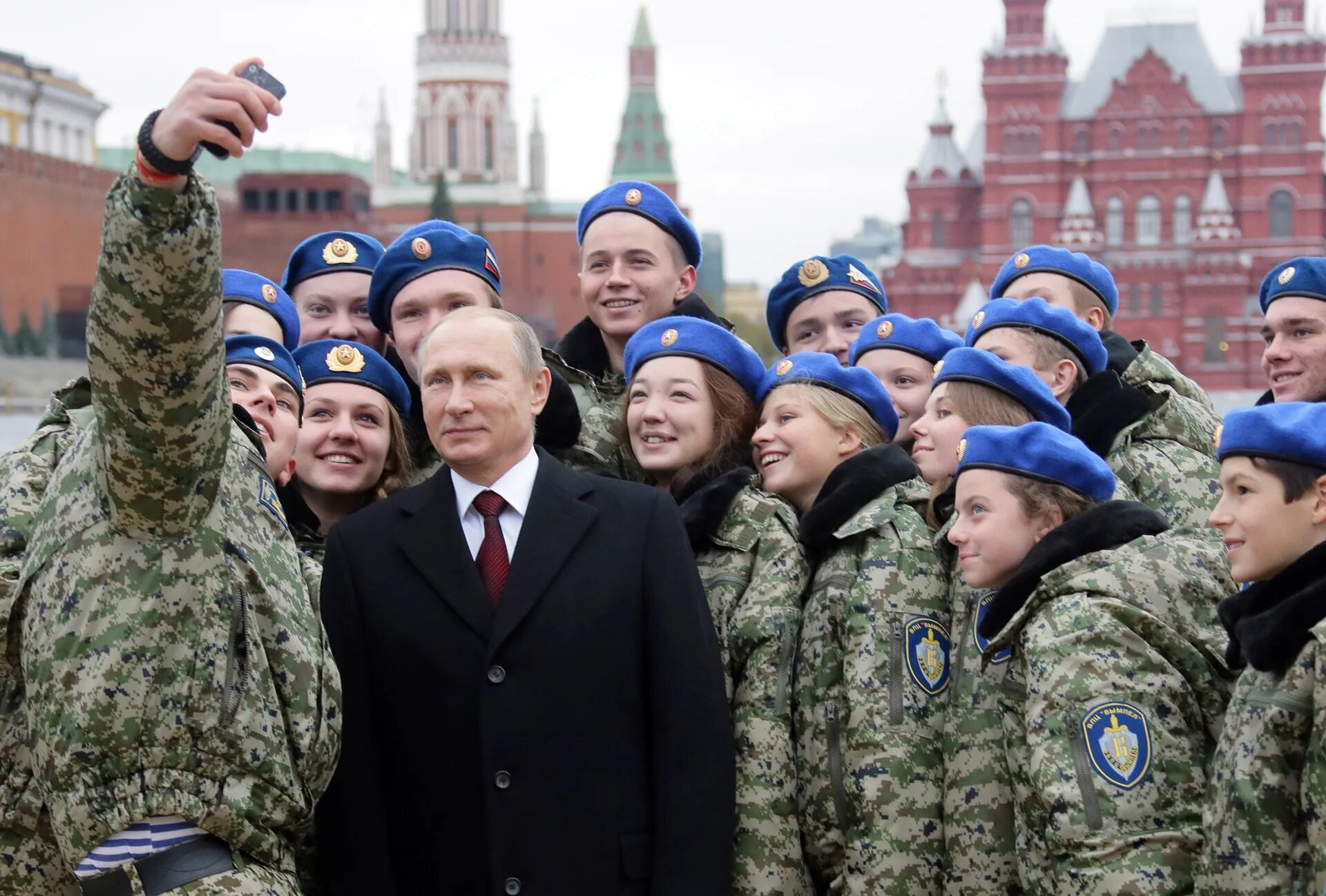 Современные русские люди. Россия человек. Современные россияне. Русский народ современный. Мир людей рф