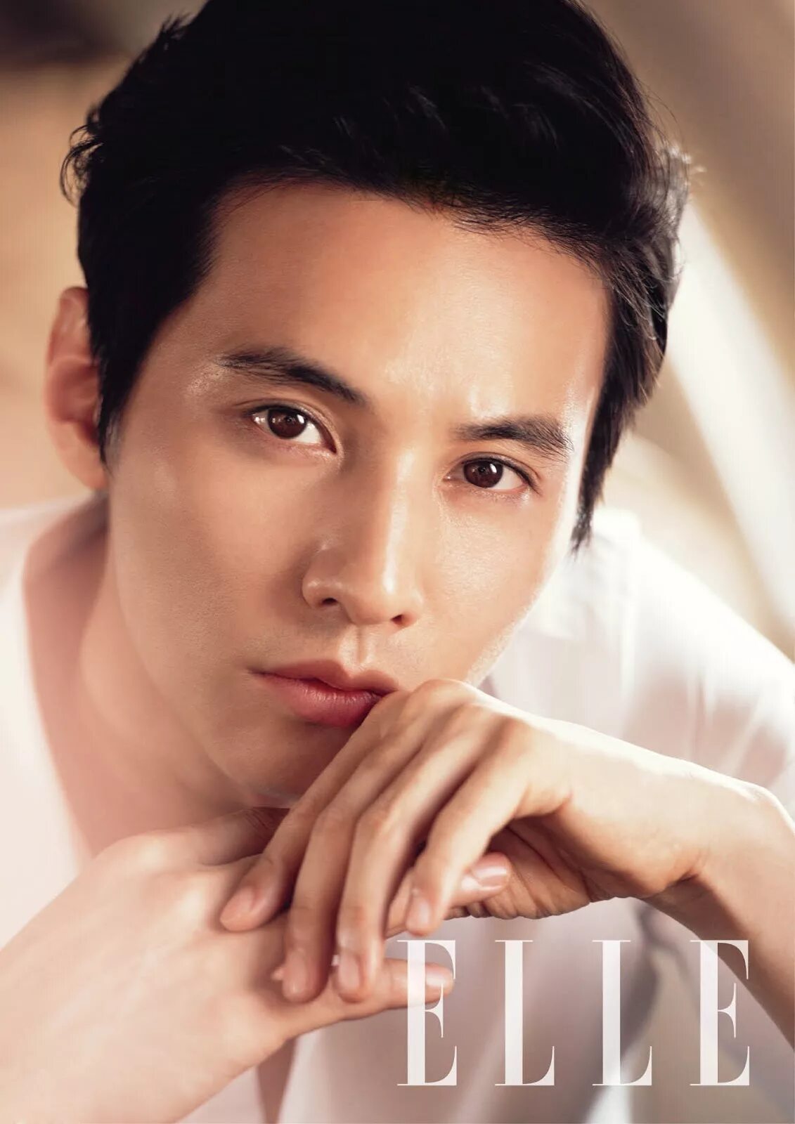 Японский vogue. Син хён бин актриса. Kim woo bin 2021. Si bin. Si bin.