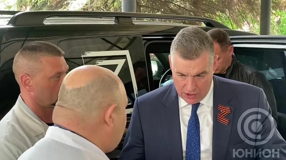 Леонид викторович слуцкий. Дом вероники пенза. Леонид слуцкий тренер. Леонид слуцкий тренер. Слуцкий посетит.