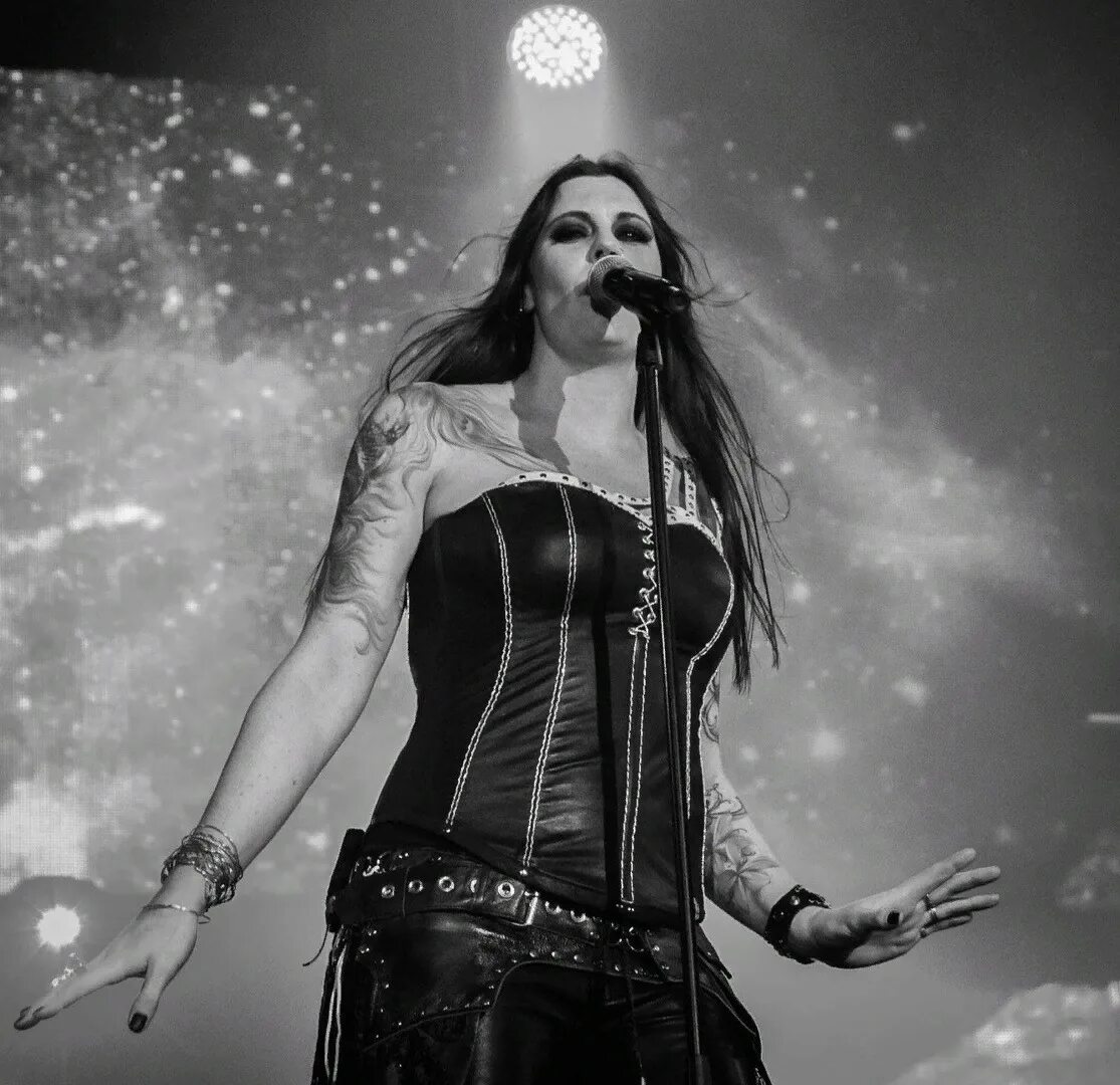 Флор Янсен. Nightwish Floor Jansen. Пение Флор Янсен. Найтвиш на Евровидение. Финские метал группы