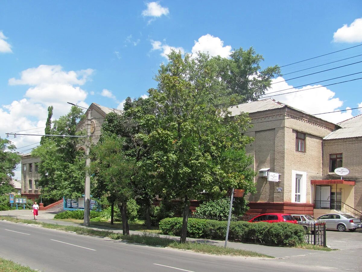 Гостиница центральная северодонецк. Северодонецк центральный проспект 54. Северодонецк колледж 53. Проспект северодонецк. Северодонецк гвардейский проспект 11б.