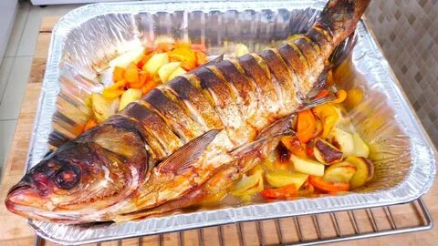 Толстолобик с овощами в духовке