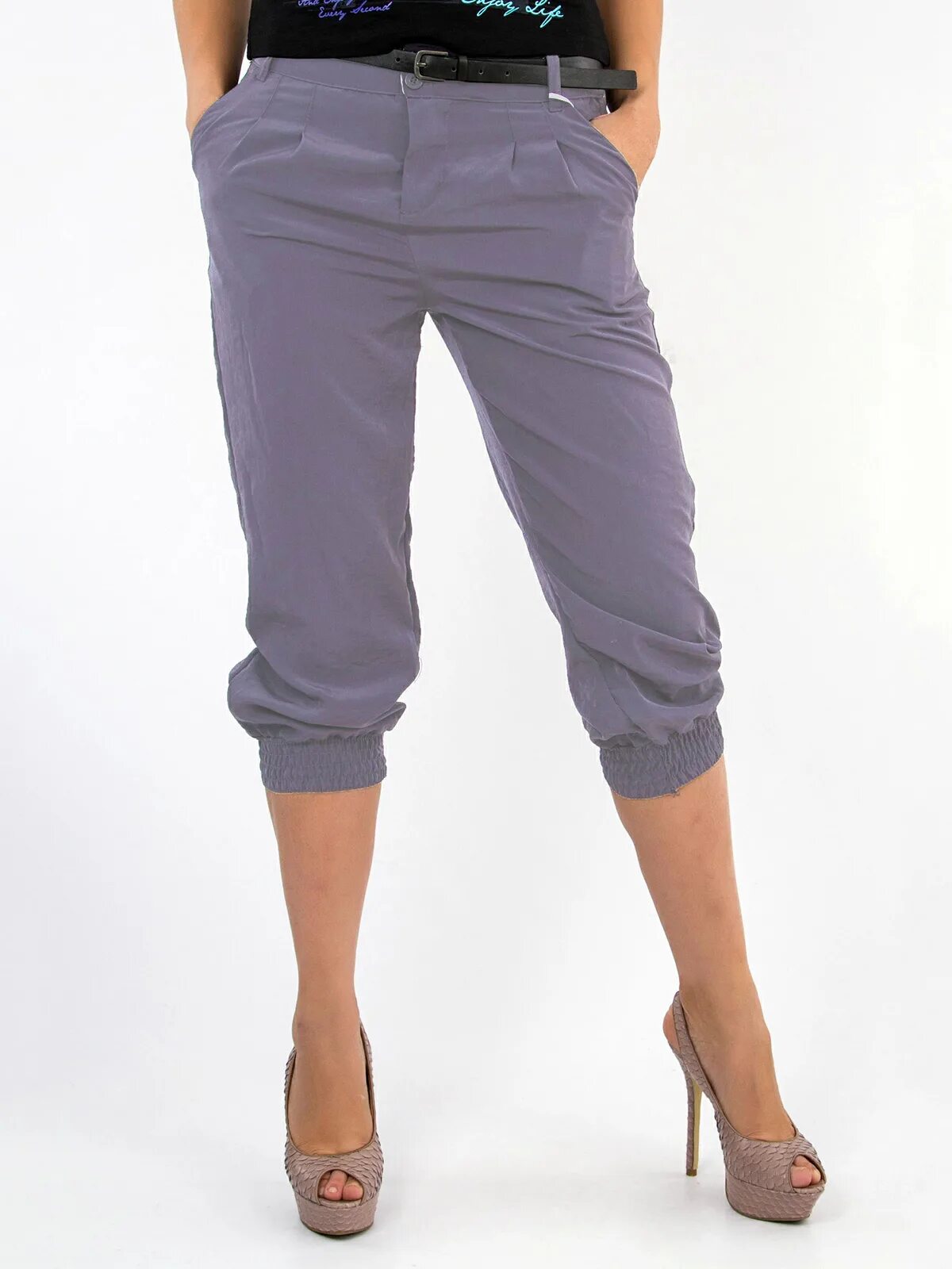 Капри rinascimento капри. Капри это одежда. Брюки капри женские. Капри р280023 pure. Капри штаны.