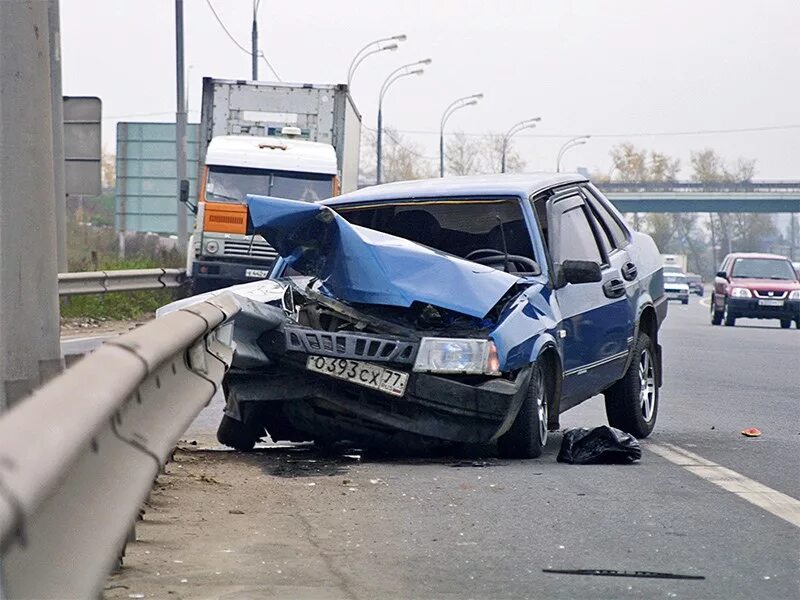 Машины аварии на дорогах. Машины аварии на дорогах