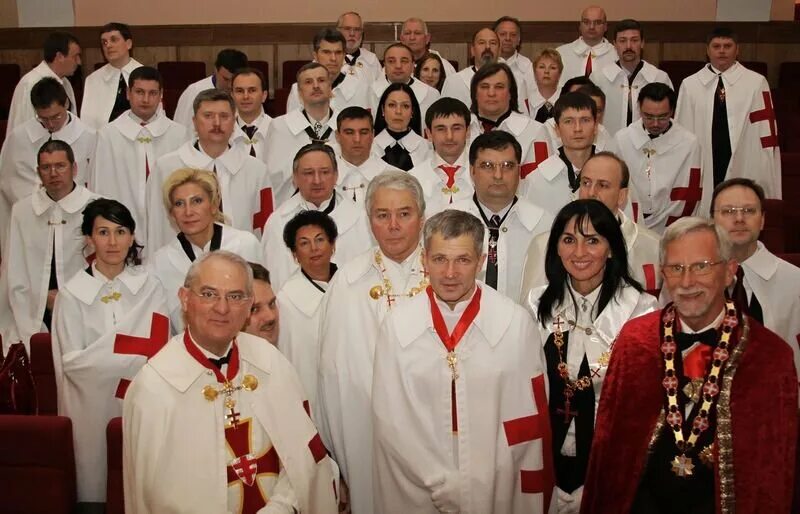 Великий приор ордена тамплиеров игорь трунов. Рыцари ордена тамплиеров в россии. Сатанинская церковь в сан франциско. Орден святого гроба господня орден тамплиеров. Тамплиеры сегодня.