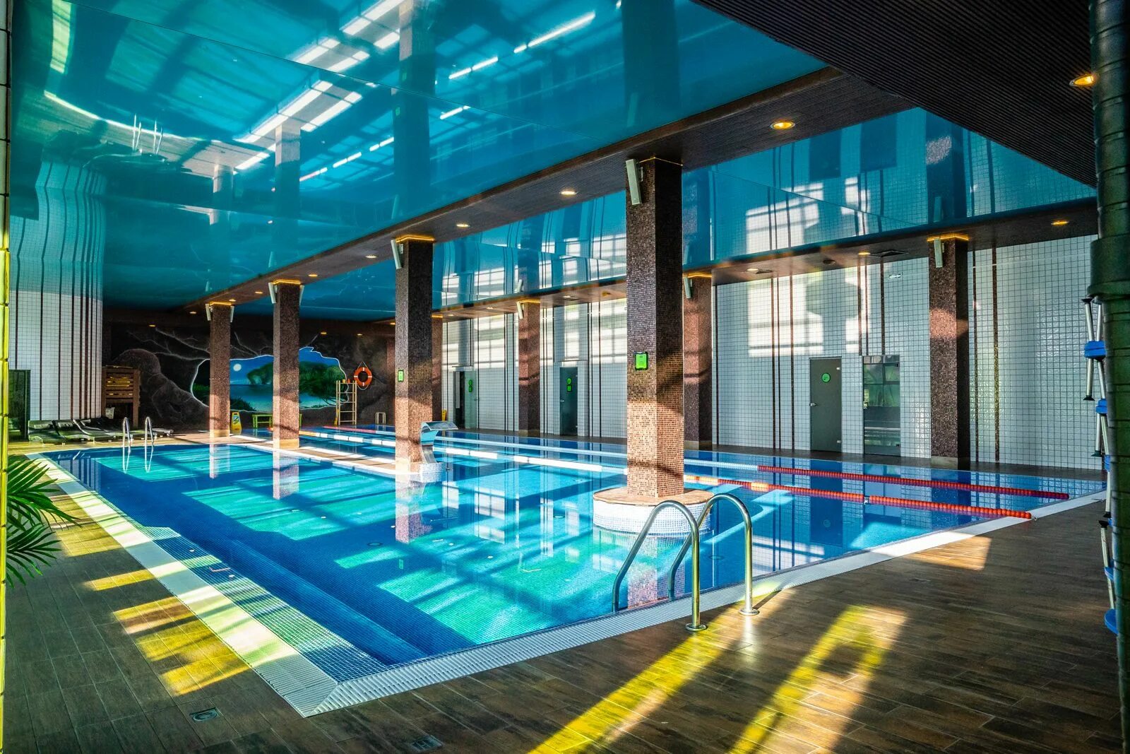 Dr loder фитнес. Тема фитнес садовническая 71. We gym ферганская. Вавилов клаб фитнес. Ферганский бассейн.