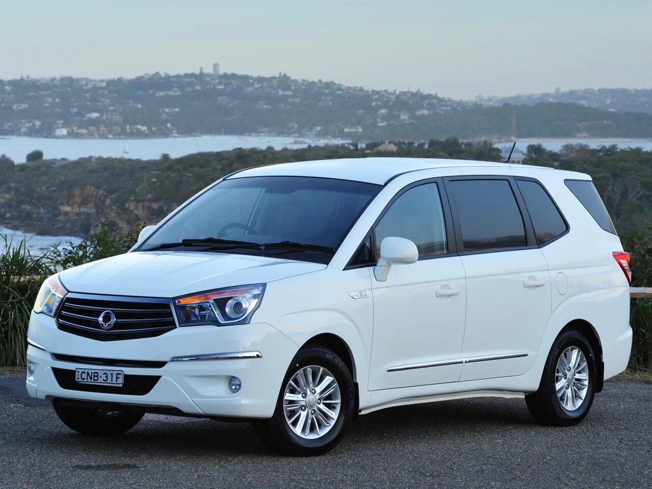 Санг енг ставик купить. SSANGYONG Stavic 2013. SSANGYONG Rodius Stavic. SSANGYONG Stavic 2. SSANGYONG Stavic 2023.