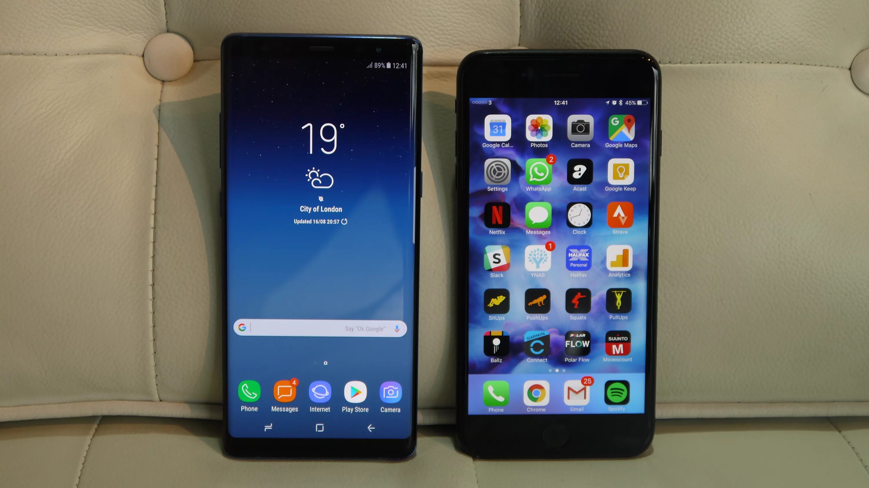 Сравнение самсунг 8. Samsung Note 8. Samsung Note 7 Plus. Iphone 8 vs Samsung Note 8. Samsung s8 vs iphone 7 Plus.