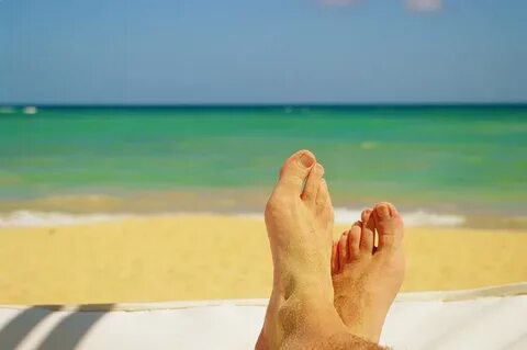 Feet meme