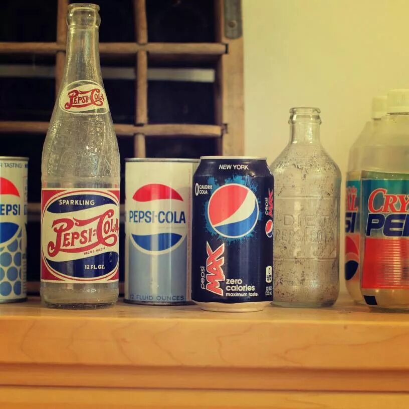 Пепси колы в ссср. Пепси 1972. Пепси 1898. Pepsi 1993. Pepsi 1980s.