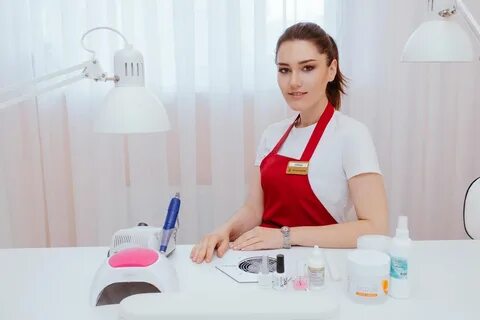 Трудоустройство мастера маникюра