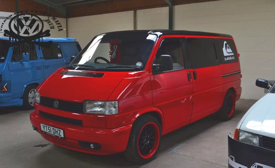 Т4 бу россия. Т-4 Фольксваген-т4. Volkswagen Transporter t4 красный. Фольксваген т4 1995. Volkswagen t4 1999.