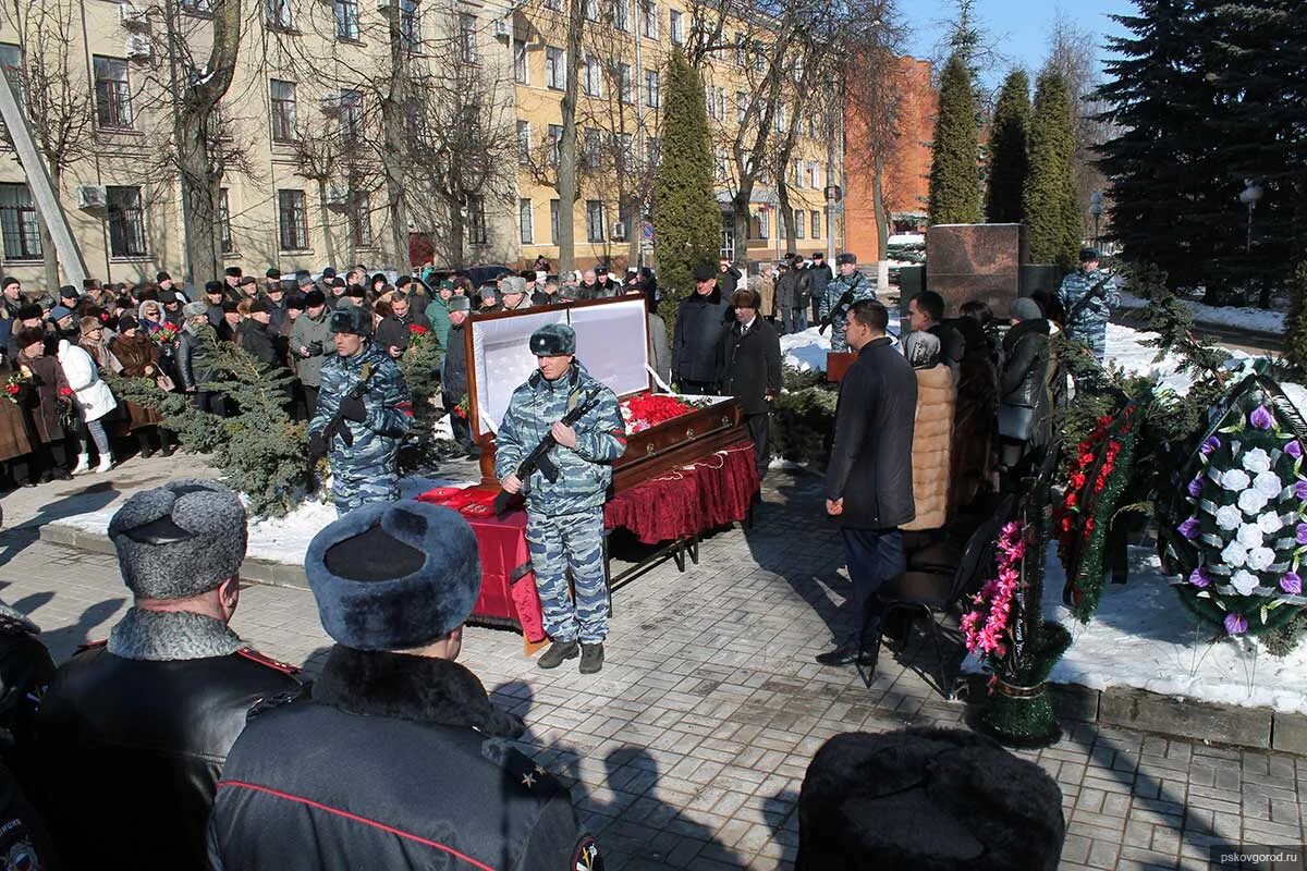 Обстановка в пскове сегодня. Обстановка в пскове сегодня. Обстановка в пскове сегодня. Авария на псковской трассе. Уик 2022 картинки.