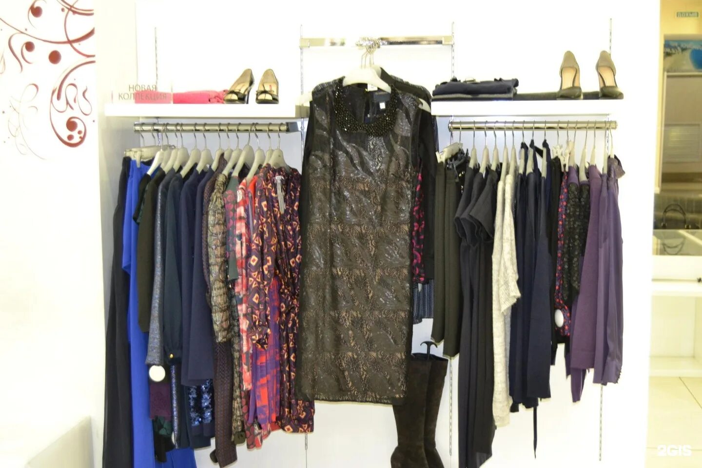 фабрика уникальной одежды. Unique fabric магазины. юник республиканская 84. Unique fabric одежда. юник магазин одежды.