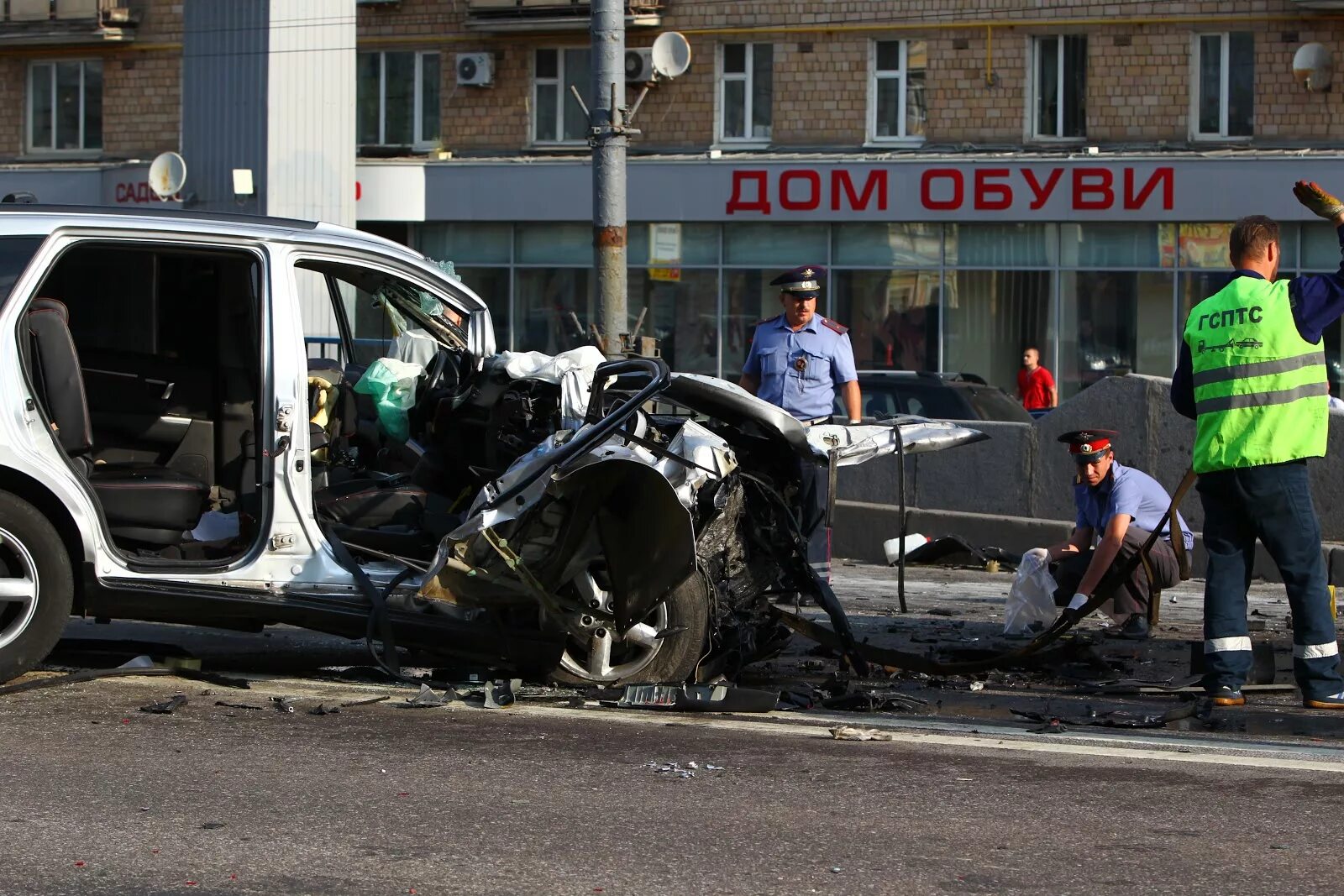 В автокатастрофе вместе. Дтп михаила евдокимова. Дедюшко и его семья. Погибшие молодые актеры. В автокатастрофе вместе.