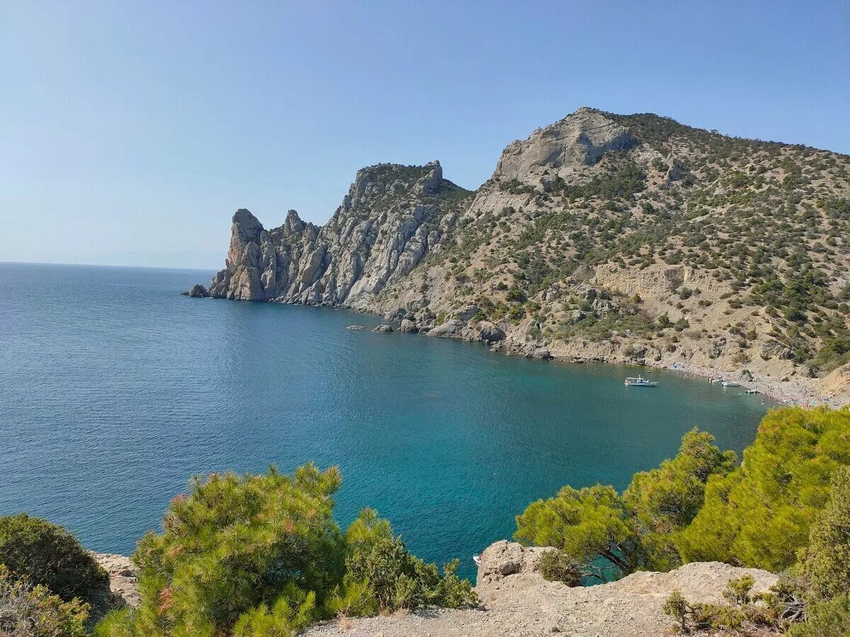 Пляж новый свет в крыму. Тропа голицына крым царский пляж. Царская бухта судак. Коктебель царский пляж. Пляж новый свет крым 2023.