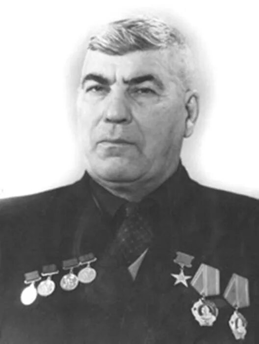 Иосиф герой союза. Шавлохов умар евстафьевич. герой соц труда иосиф. герой ссср биренбойм яков абрамович. пефтиев николай.