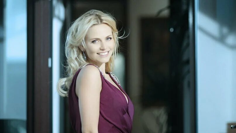 актриса снявшаяся в рекламе фамилия. ходченкова крем лореаль. нора хёрич. актрисы рекламы. юлия снигирь в рекламе фск.